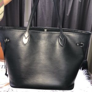 Louis Vuitton EPI Noir Neverfull with wallet